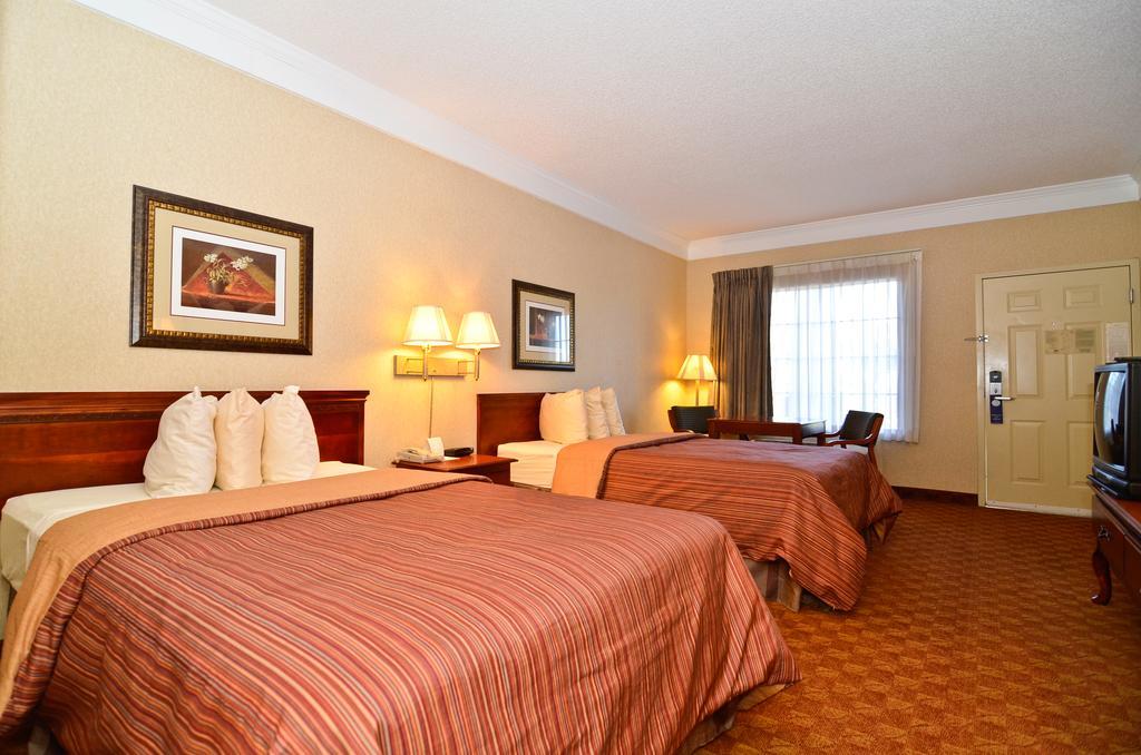 Peach State Inn & Suites Hawkinsville Eksteriør billede