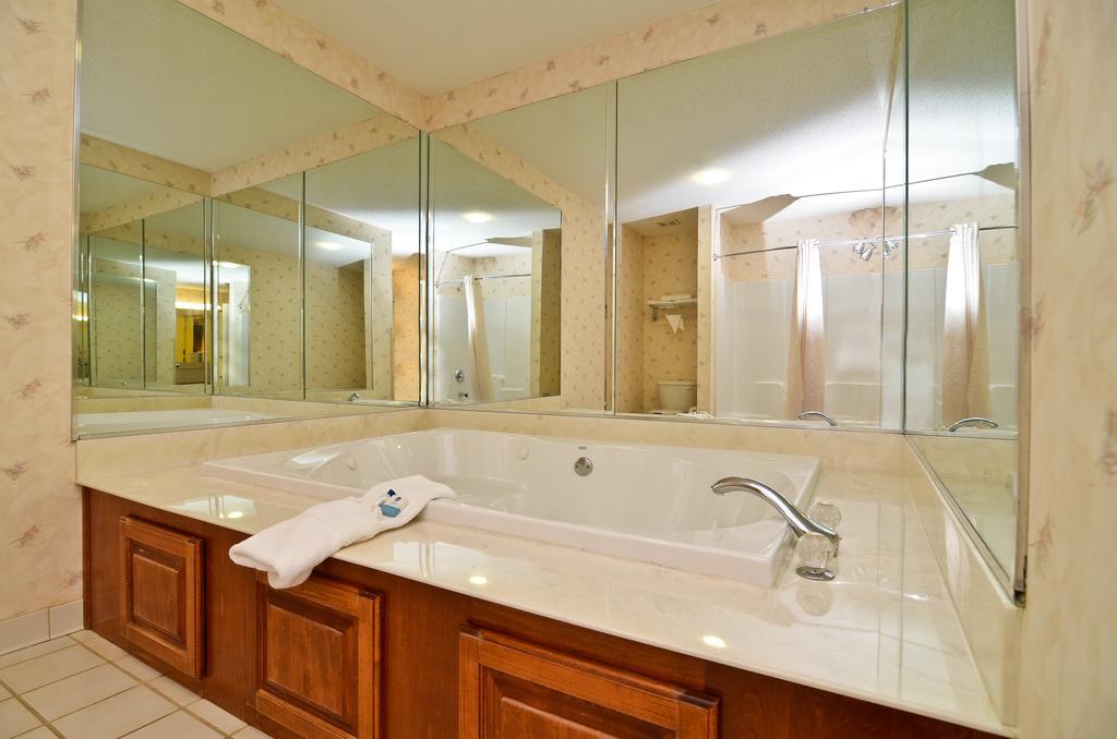 Peach State Inn & Suites Hawkinsville Eksteriør billede