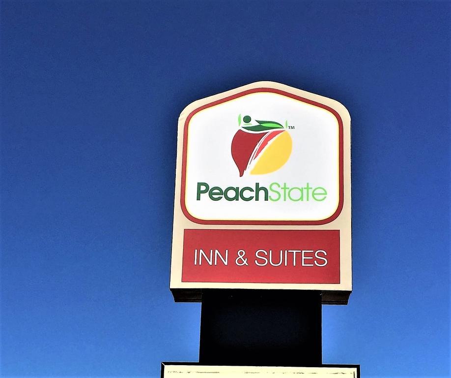 Peach State Inn & Suites Hawkinsville Eksteriør billede